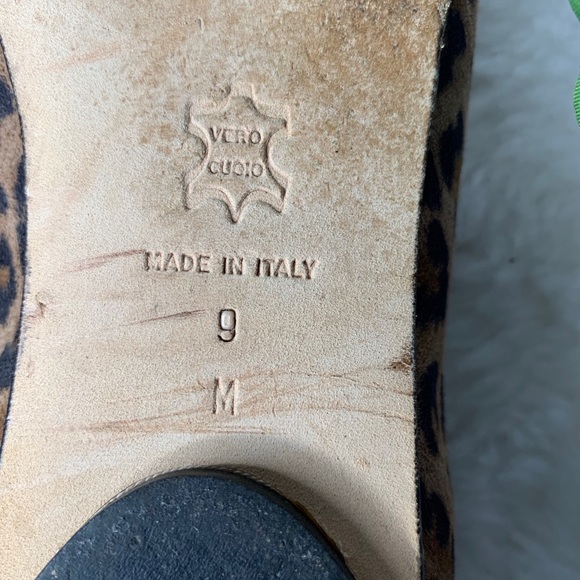 Super cute Issac shoes leopard print open toes. All leather made in Italy 🇮🇹 - Picture 8 of 8